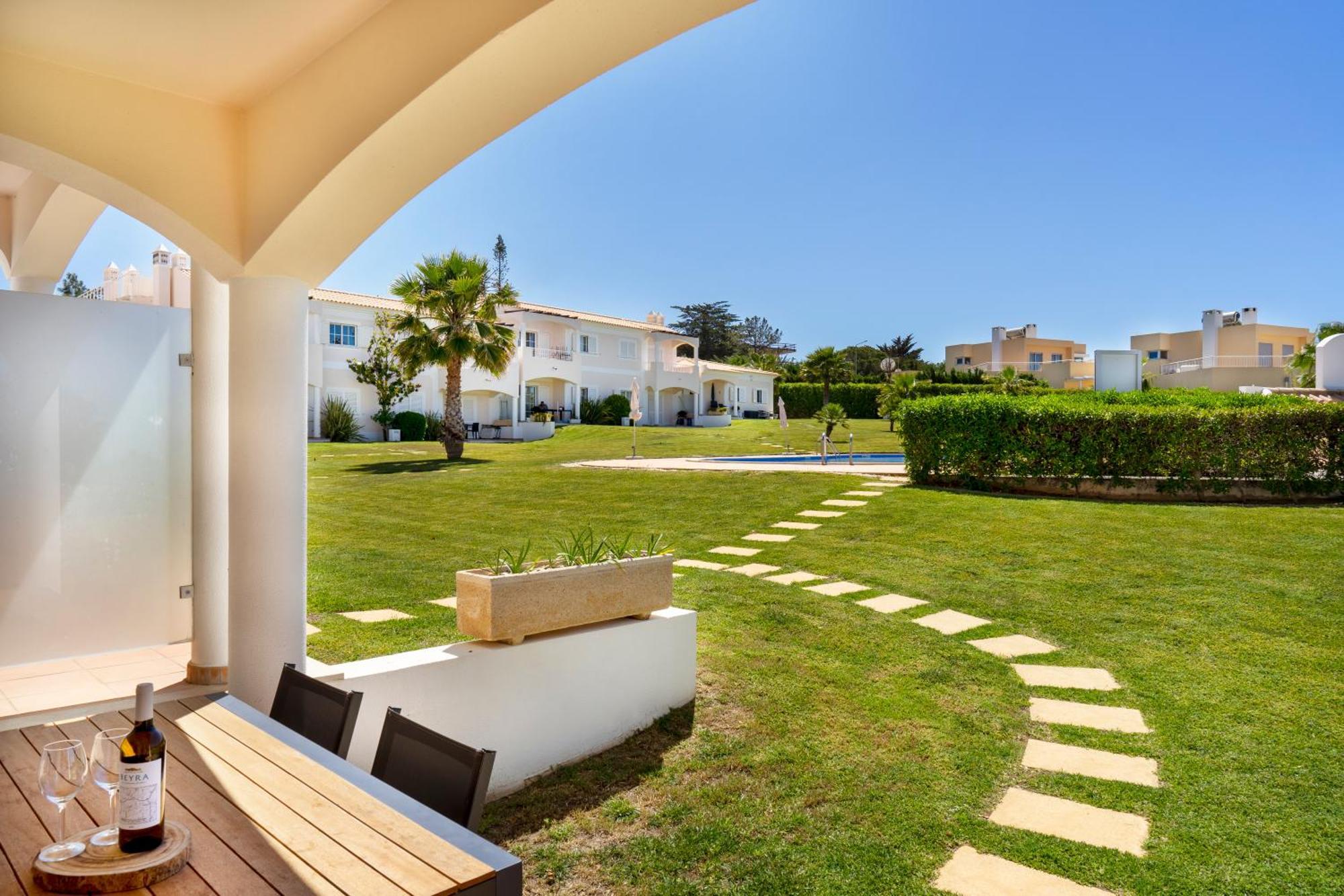 Apartamento No Condominio Baia Village Com Piscina Albufeira Luaran gambar