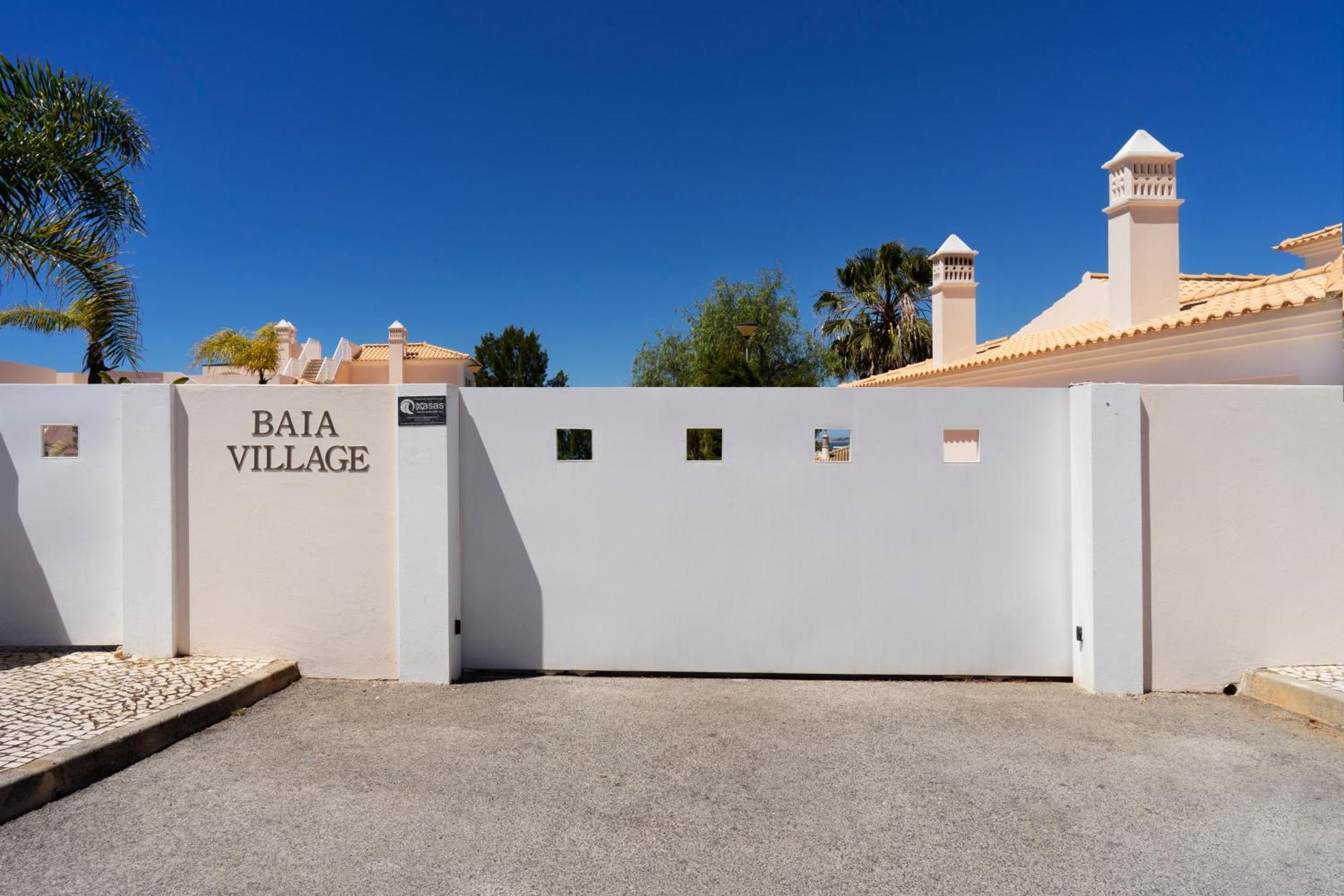 Apartamento No Condominio Baia Village Com Piscina Albufeira Luaran gambar